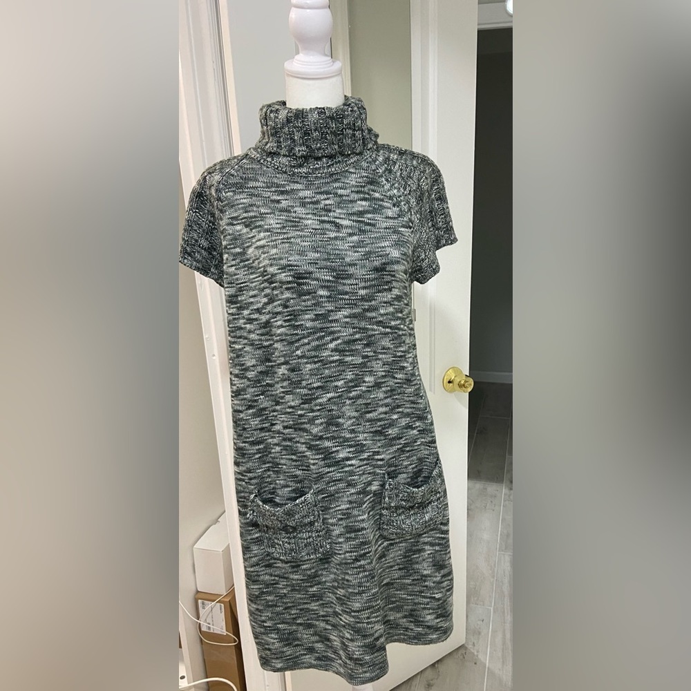Calvin Klein Elegant Black and Gray Cowl Neck Sweater Dress/ Tunic Size M/L